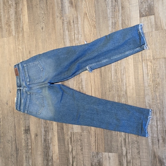 HOLLISTER| Slim straight Distressed Leg Denim Pants | Size 27 - Picture 8 of 10